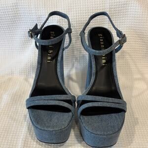 NWT Gianni Bini Denim Blue Platform Heels Size 10M